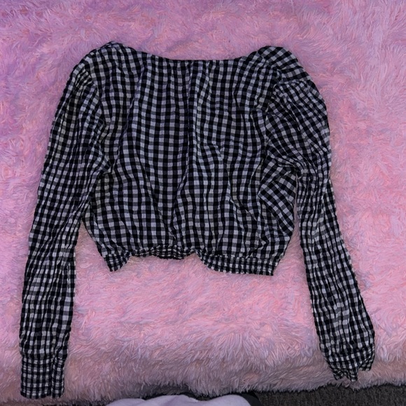 Black & white cropped long sleeve - Picture 3 of 4